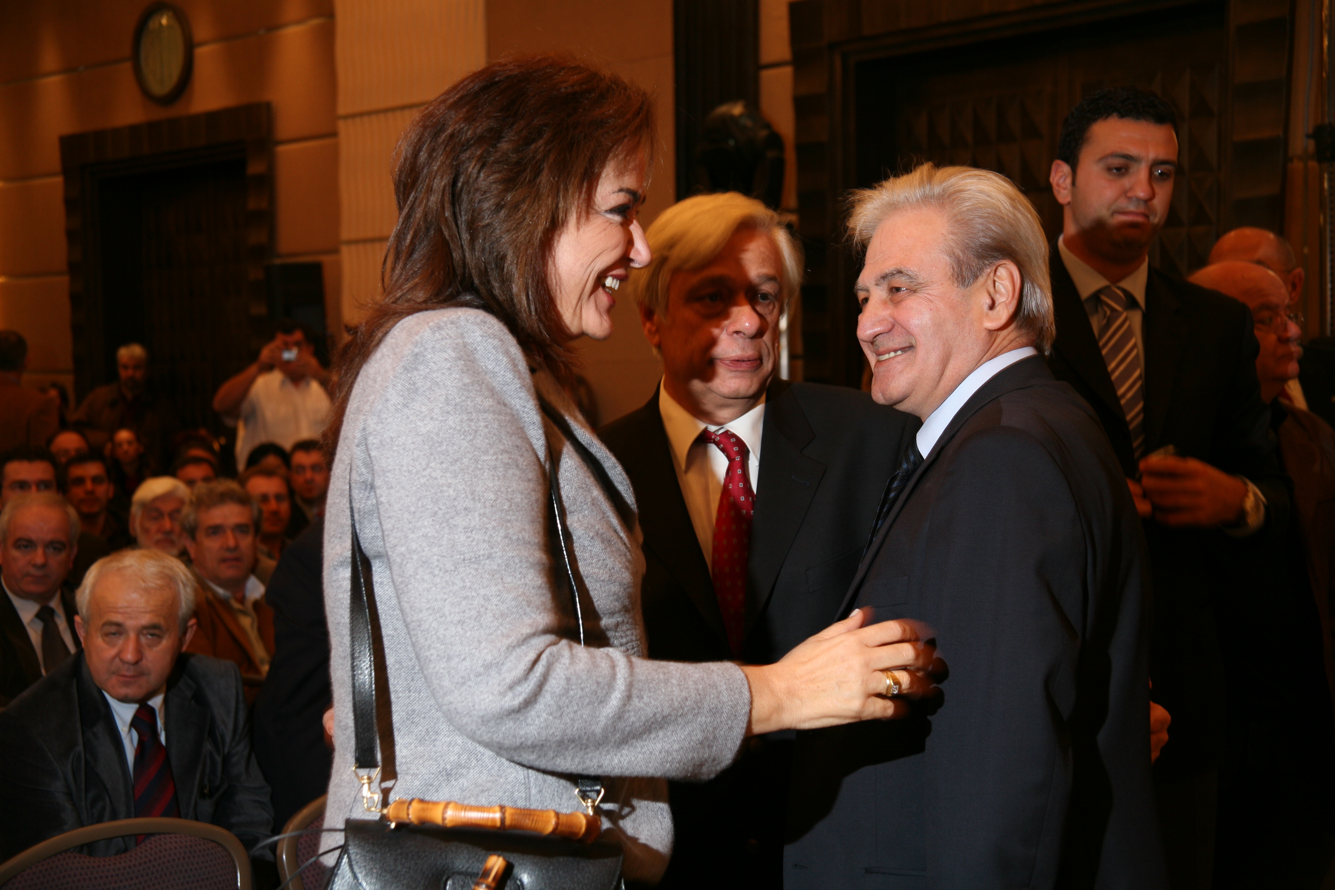  Έφυγε ο Νίκος Απέργης