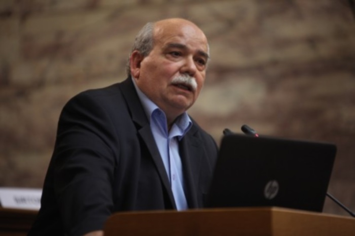 Απρέπεια από τον Νίκο Βούτση: “Που έχω μπλέξει ρε π@@στη με τους κ@λόγερους”