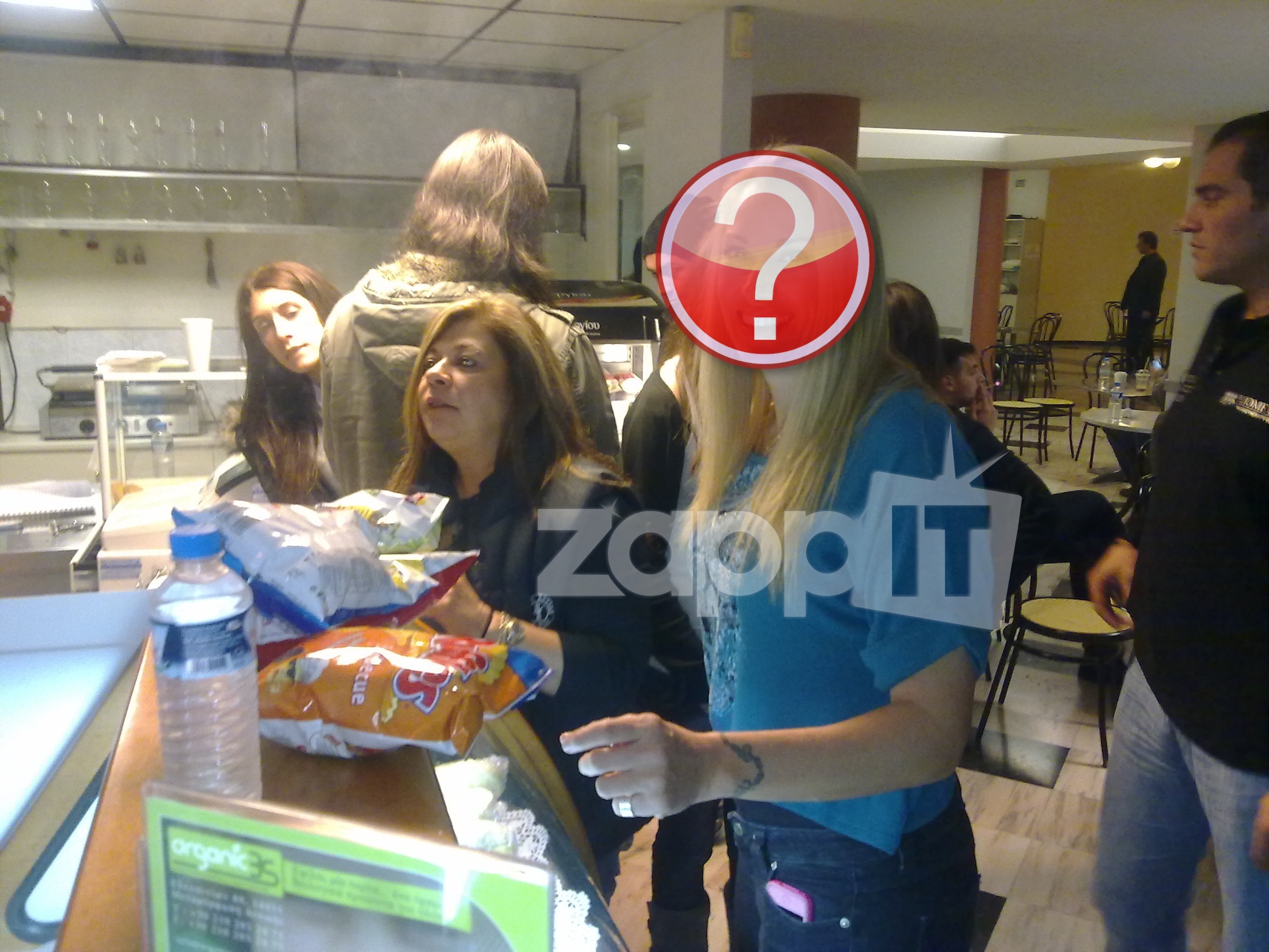 Ποια διάσημη έφυγε από το κοινό του Dancing για να φάει πατατάκια;