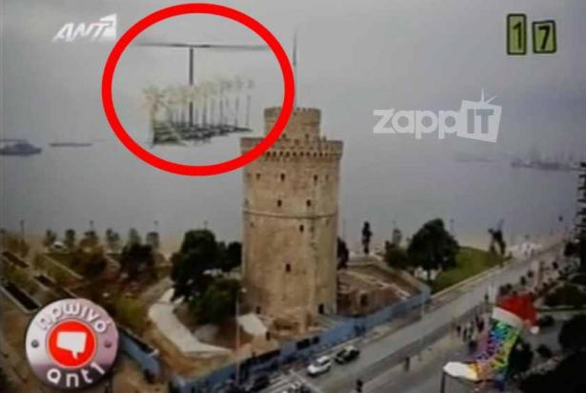 Η πρόταση των Ράδιο Αρβύλα για το πλωτό δέντρο της θεσσαλονίκης