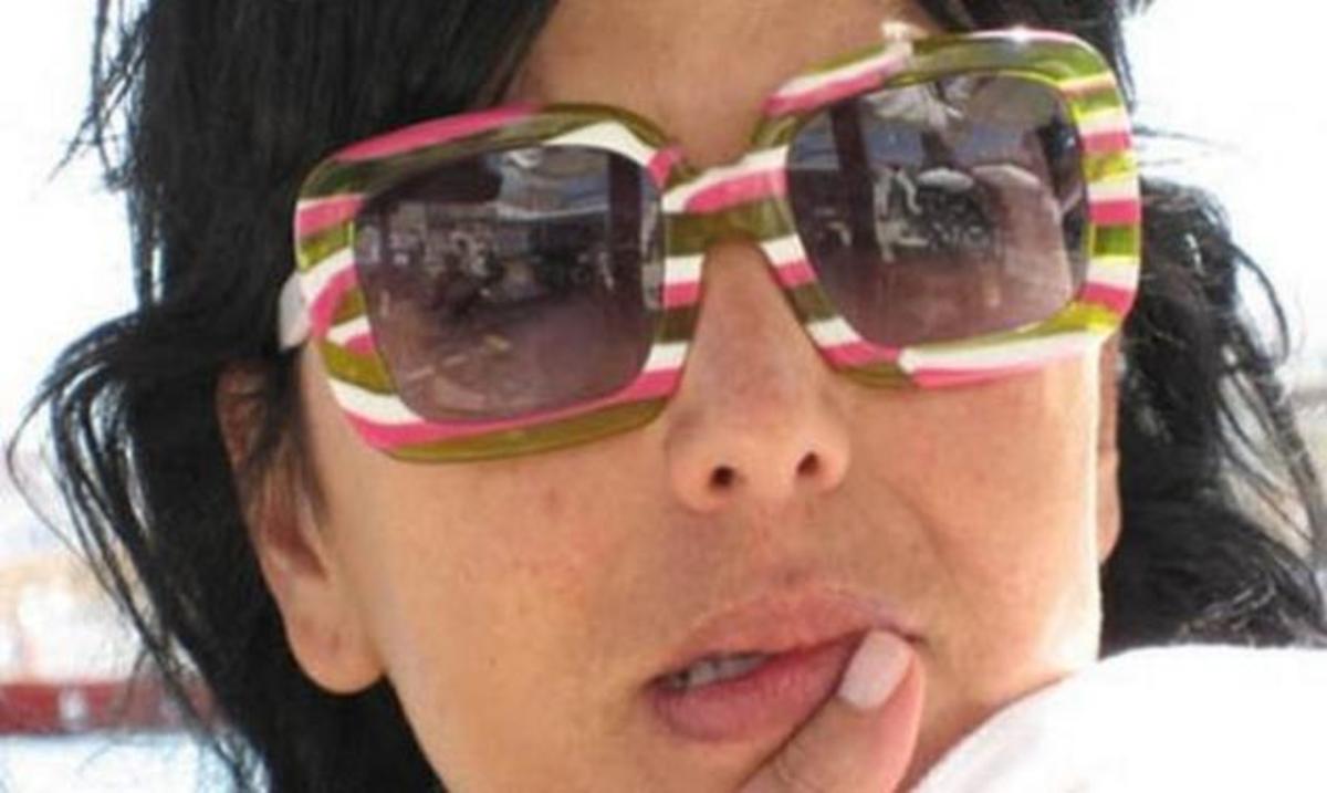 “Έφυγε” στα 39 της η δημοσιογράφος Έλλη Κωνσταντουδάκη