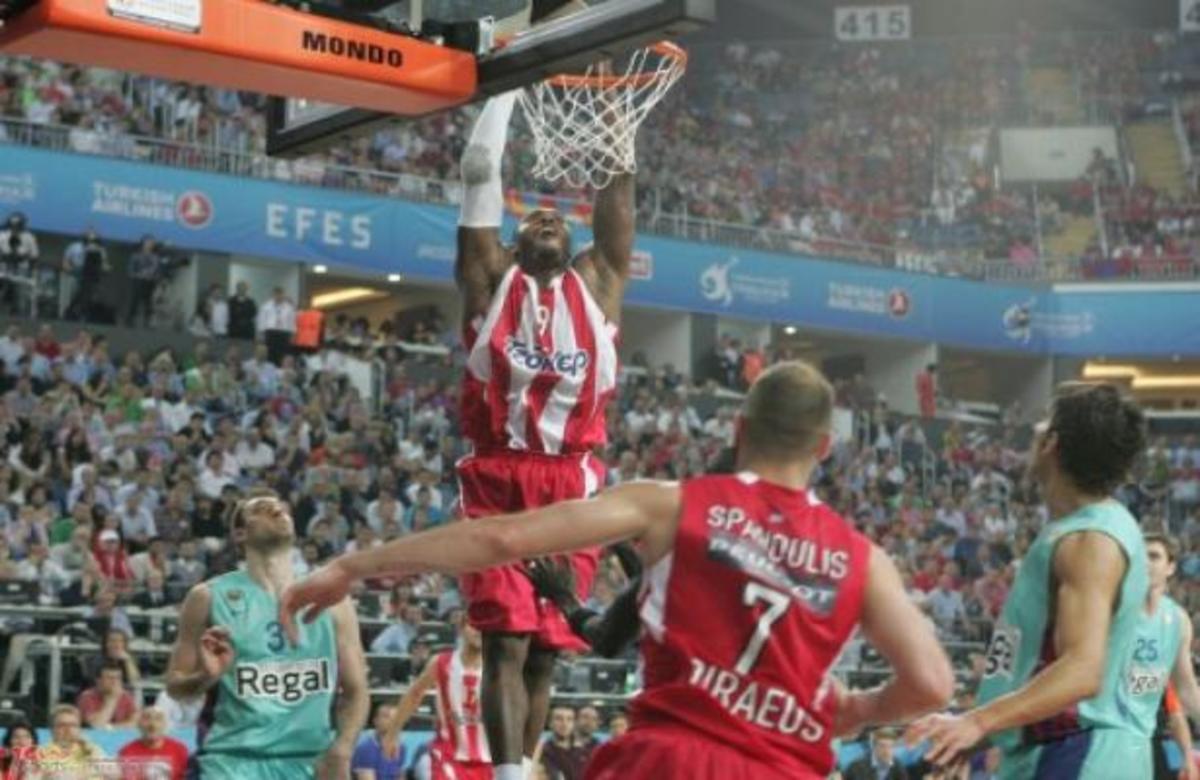 Στον τελικό της Ευρωλίγκας ο Ολυμπιακός!