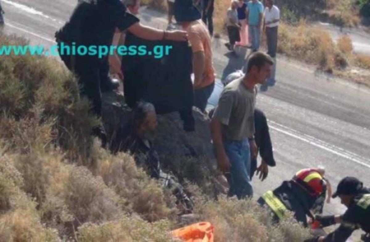 Τρεις οι νεκροί από την πτώση λεωφορείου σε χαράδρα στη Χίο