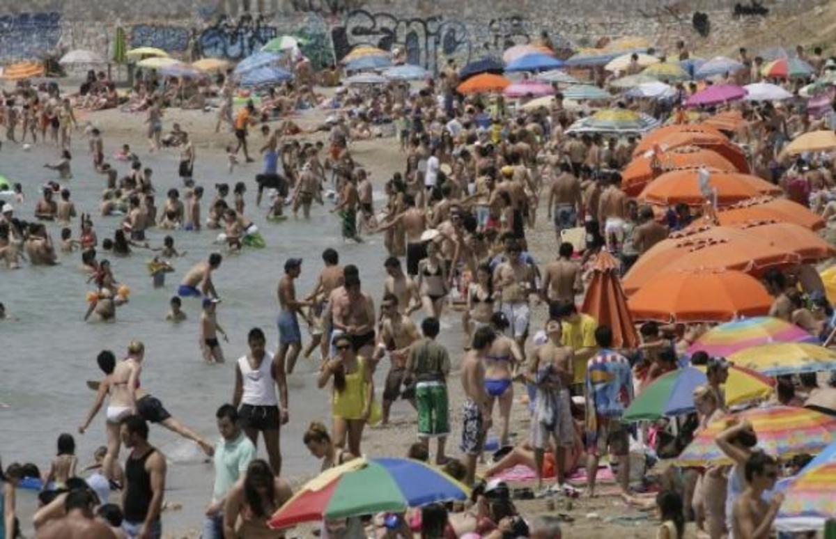 ΖΕΣΤΗ! Καύσωνας παντού έως την Παρασκευή!