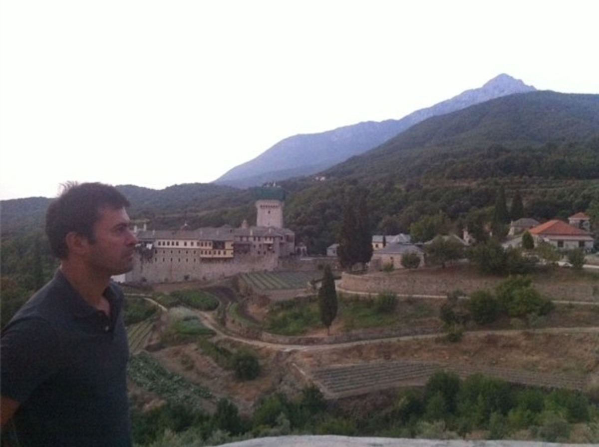 Το φωτογραφικό λεύκωμα του Νίκου Παπαδάκη από το Άγιο Όρος