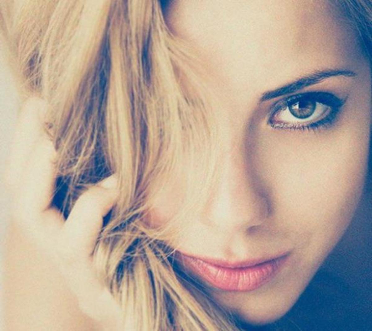 Τ. Καλαφάτη: H όμορφη ηθοποιός που θέλει να κερδίσει για να βοηθήσει την Ελλάδα, αποκαλύπτεται…