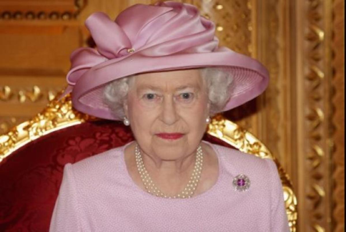 Πεθαίνει η βασίλισσα Ελισάβετ;