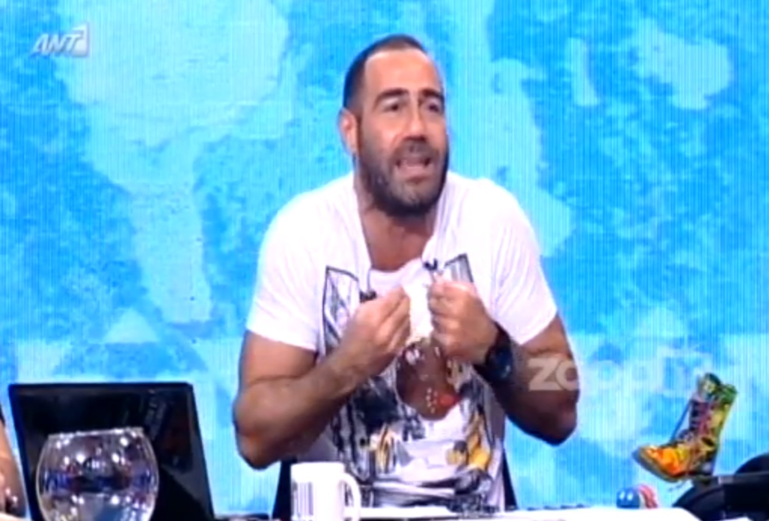 Η σάτιρα των Ράδιο Αρβύλα για τον Γιάννη Λάτσιο και το μήνυμα απόλυσης που τους έστειλε!