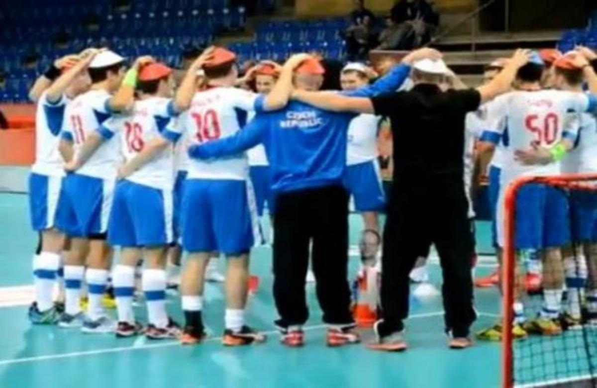 Τσέχοι αθλητές πανηγυρίζουν με το συρτάκι του Ζορμπά!