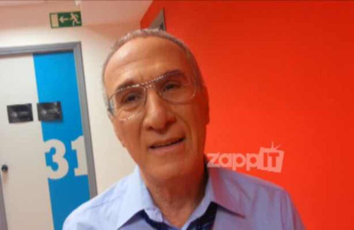 Ο Αλέξης Κωστάλας πήρε τηλέφωνο σε δημοσιογράφο για να ευχαριστήσει για την αρνητική κριτική!