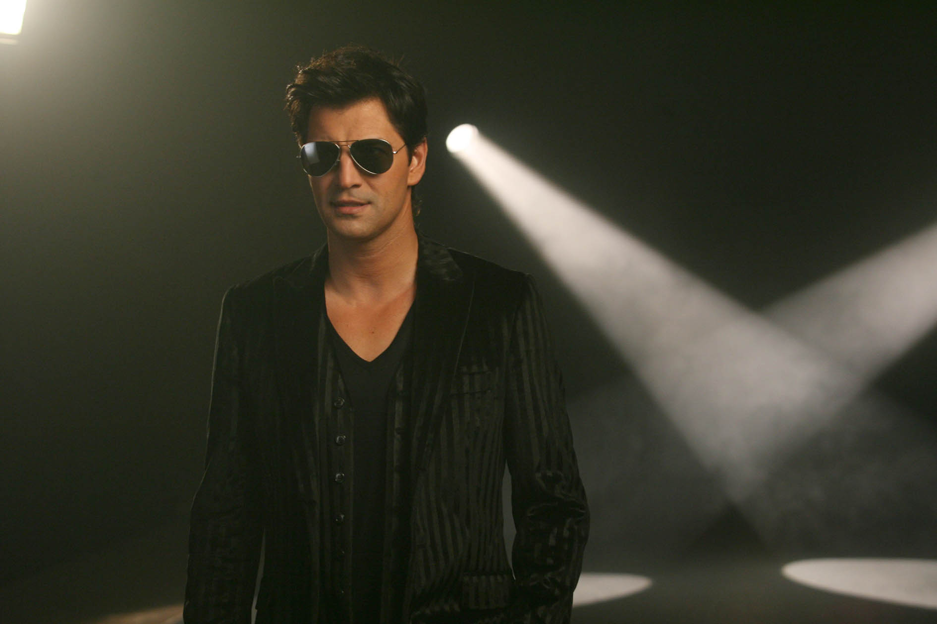 Πώς το X-FACTOR τιμά τον Σάκη Ρουβά