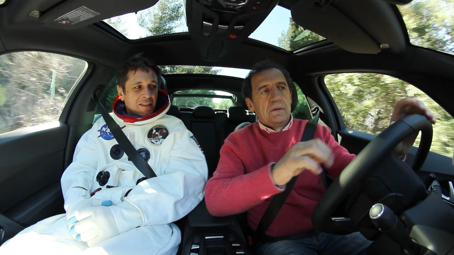 Επισκέπτης από άλλο πλανήτη ο Αιμίλιος Χειλάκης!