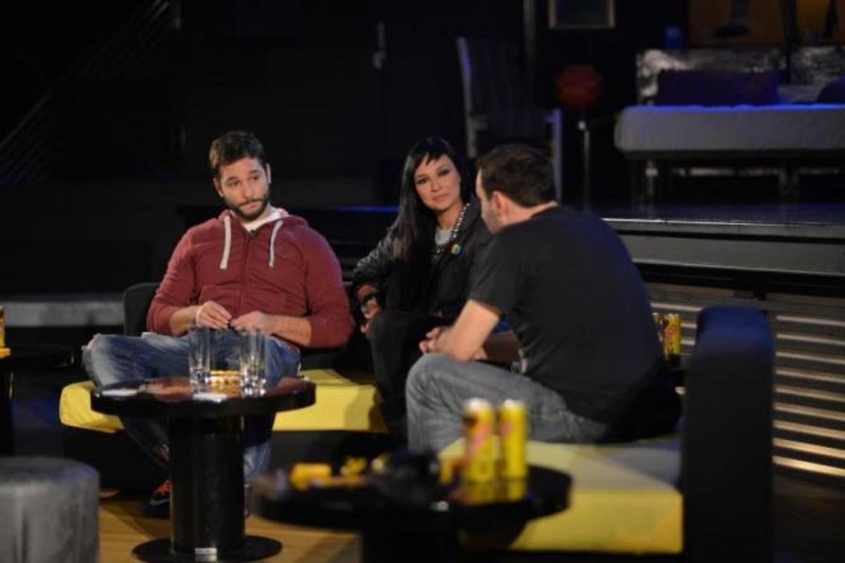 Η αποψινή “Μάχη των φύλων” για την απιστία…!