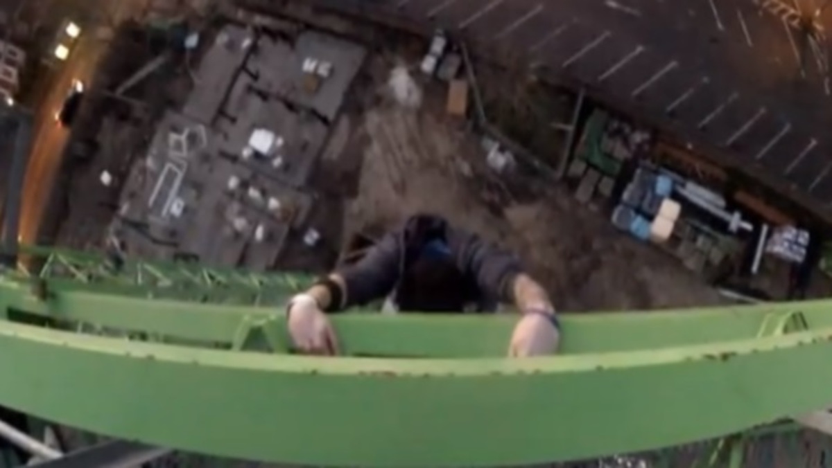 Βίντεο- σοκ: Φλερτάροντας με το θάνατο στο Λονδίνο!