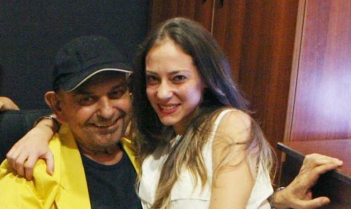 Ούστα: Επιστροφή στο θέατρο μετά τις δύσκολες ώρες του θανάτου του Σ. Μπουλά