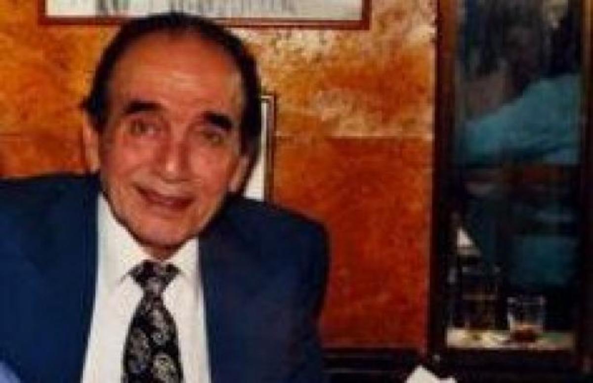 ”Έφυγε” από τη ζωή ο Γιάννης Καραμπεσίνης