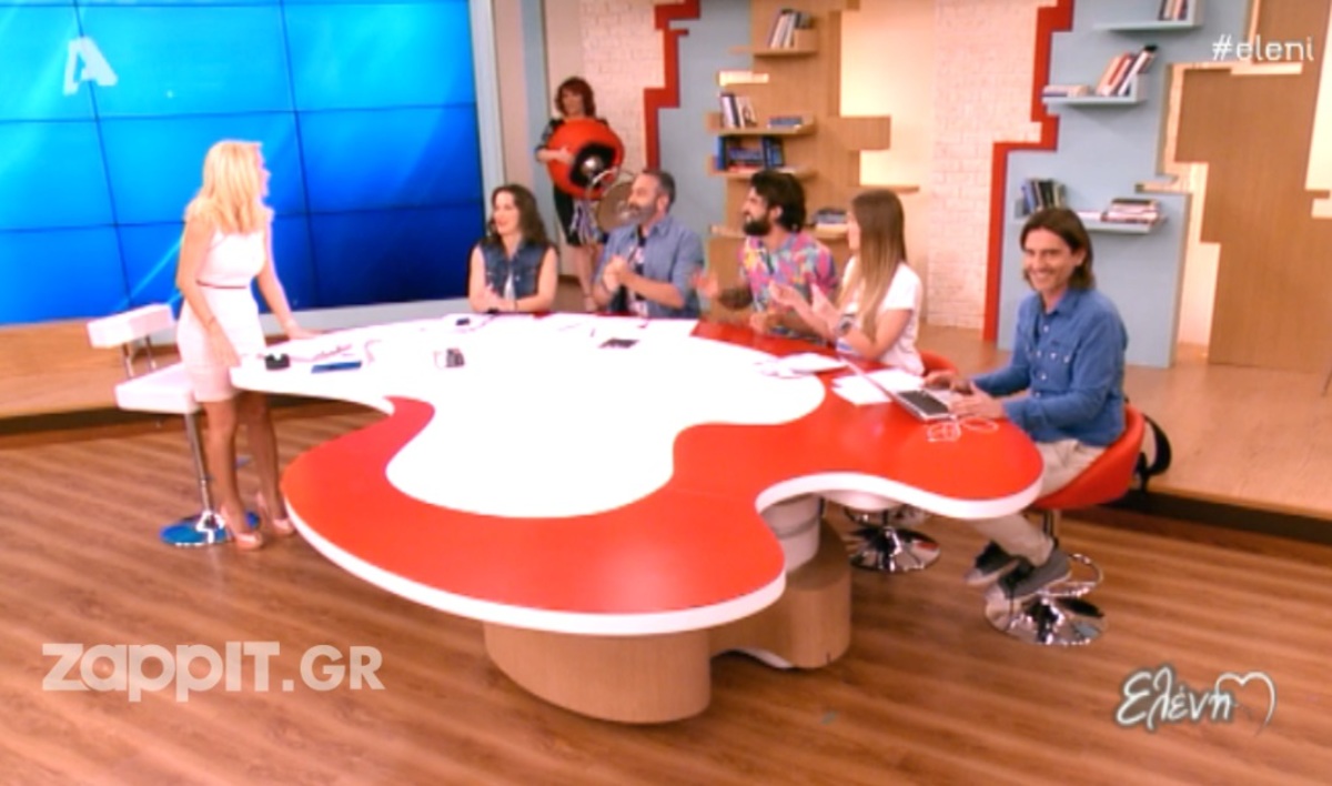 Επέστρεψε η Ζαρίφη στη Μενεγάκη κουβαλώντας την καρέκλα της!