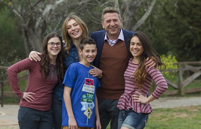 Νέο χιουμοριστικό γκεστ στη «Μοντέρνα Οικογένεια»