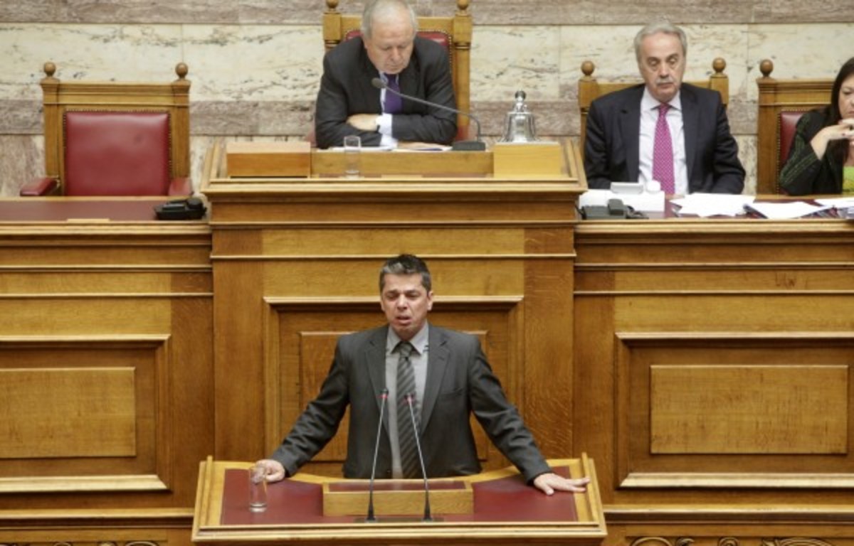 Ξέσπασμα χωρίς προηγούμενο από τον Στάθη Μπούκουρα – ΄Εκλαιγε γοερά