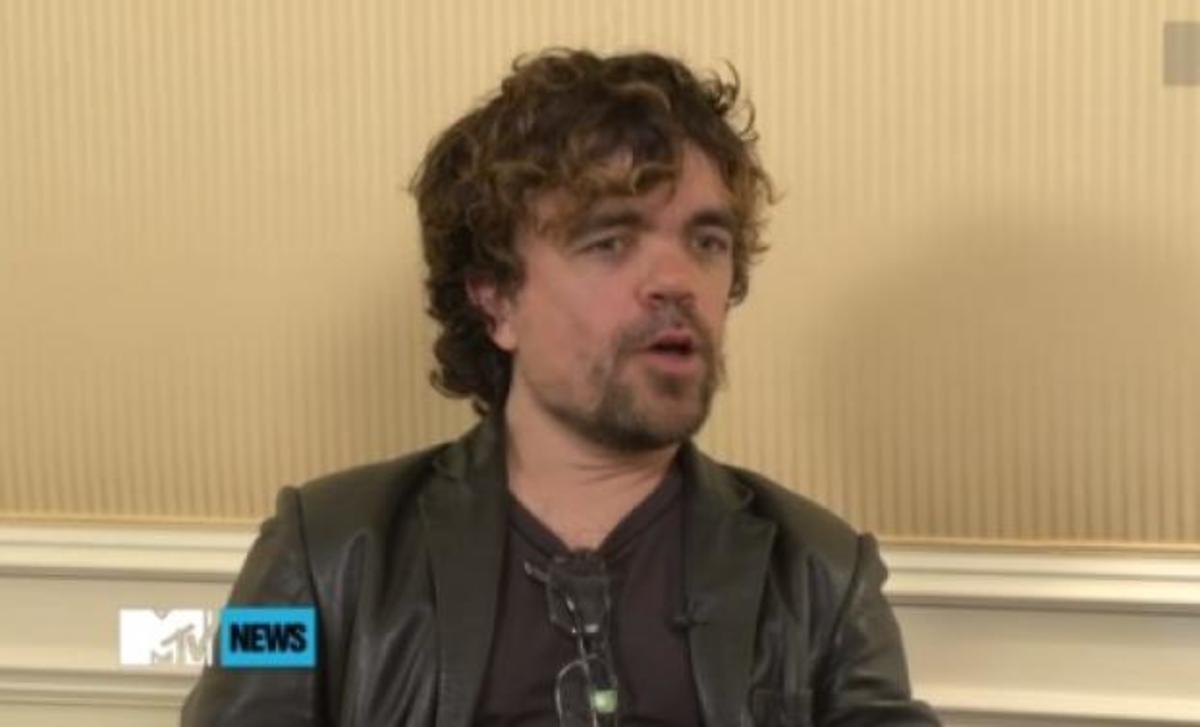 Ο…Tyrion συνοψίζει την υποθεση του Game of Thrones σε 45 δευτερόλεπτα!