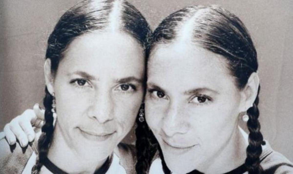 Αυτές είναι οι δίδυμες που μοιράζονται τον ίδιο άντρα!