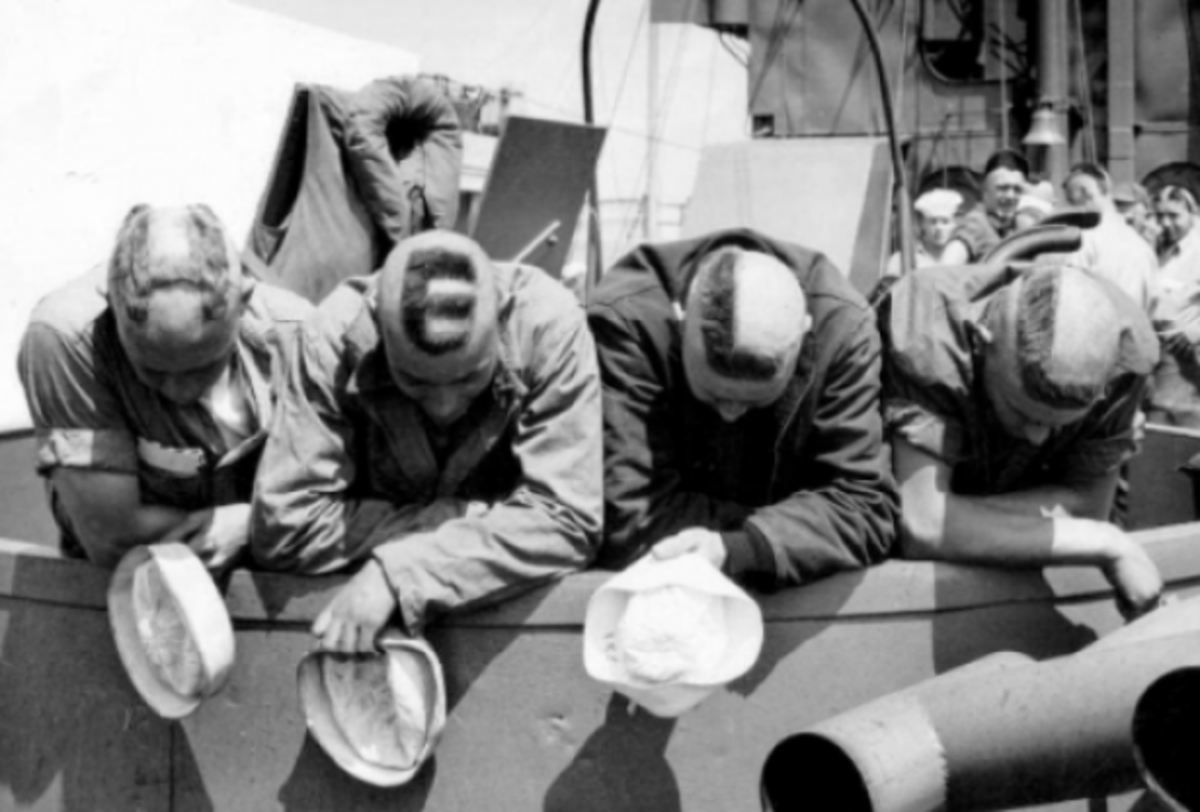 Συγκλονιστικές φωτογραφίες από την απόβαση των Συμμάχων στην Νορμανδία