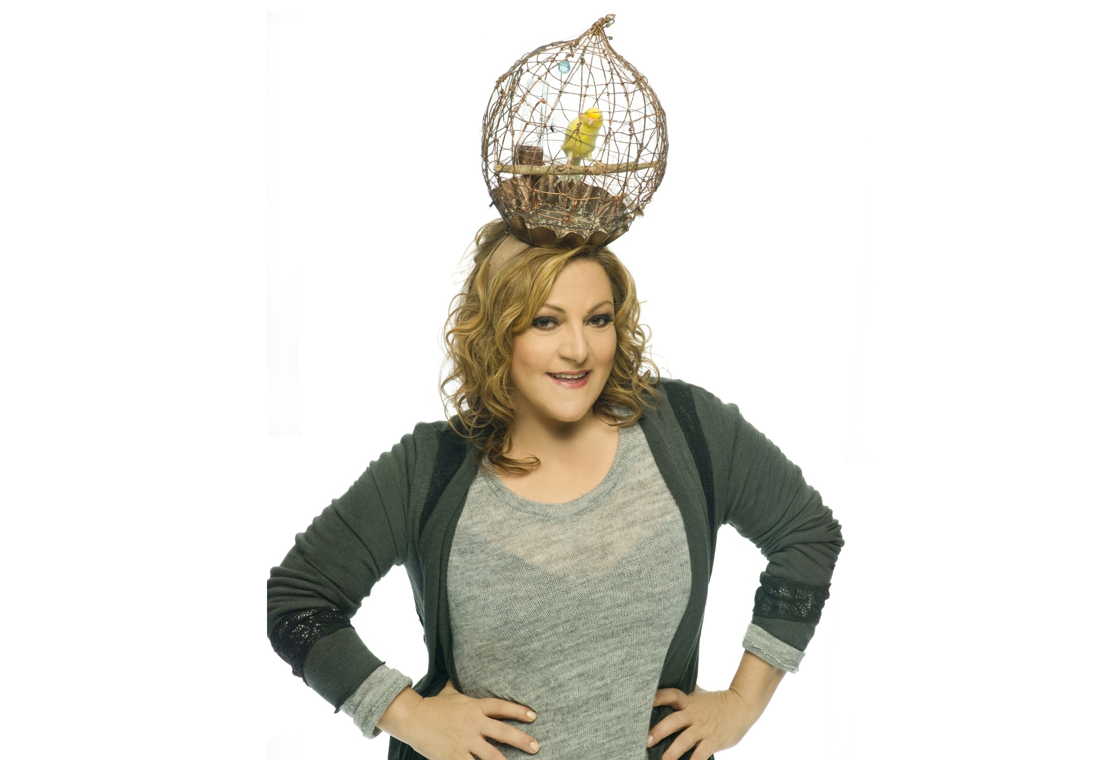 Κάτω Παρτάλι: Ποιος κρύβεται πίσω από το μυστήριο με το καναρίνι;