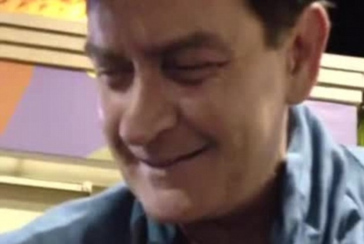 «Τύφλα» ο Charlie Sheen σε ερασιτεχνικό βίντεο!