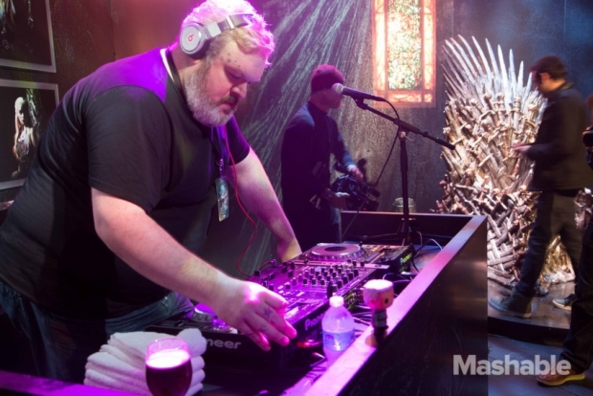 Game of Thrones: Το άγνωστο πρόσωπο του Χόντορ! (φωτό, βίντεο)
