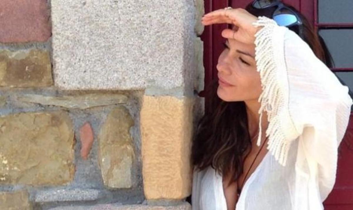 Ένα κοπάδι πρόβατα αιφνιδίασε τη Δέσποινα Βανδή!