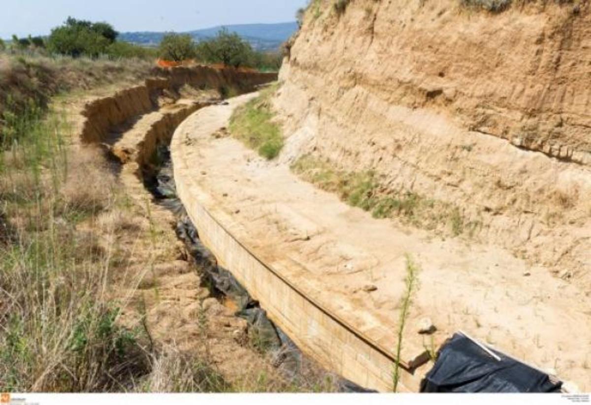 Αμέτρητα ερωτηματικά για τον τάφο στην Αμφίπολη