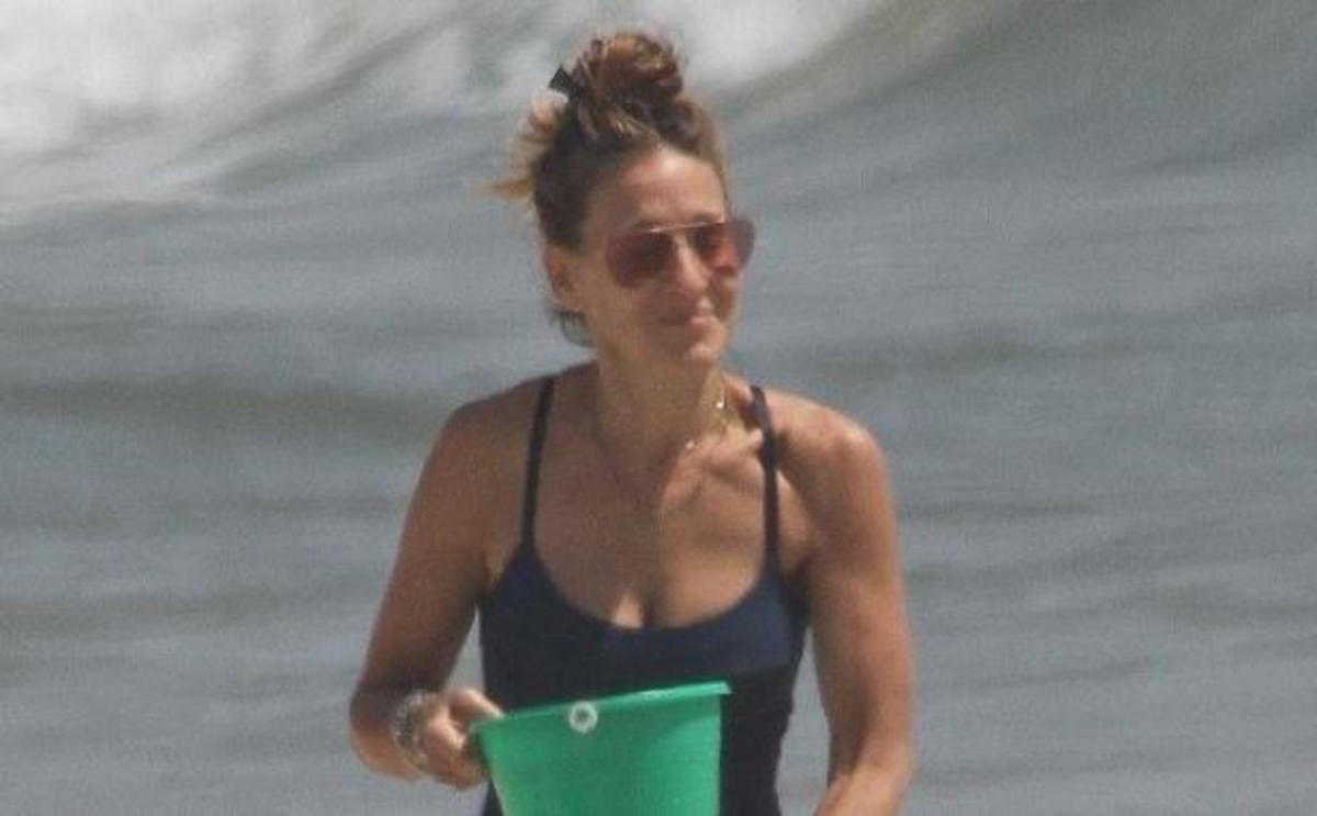 Sarah Jessica Parker: Η πρωταγωνίστρια του Sex and the City στην παραλία χωρίς ρετούς