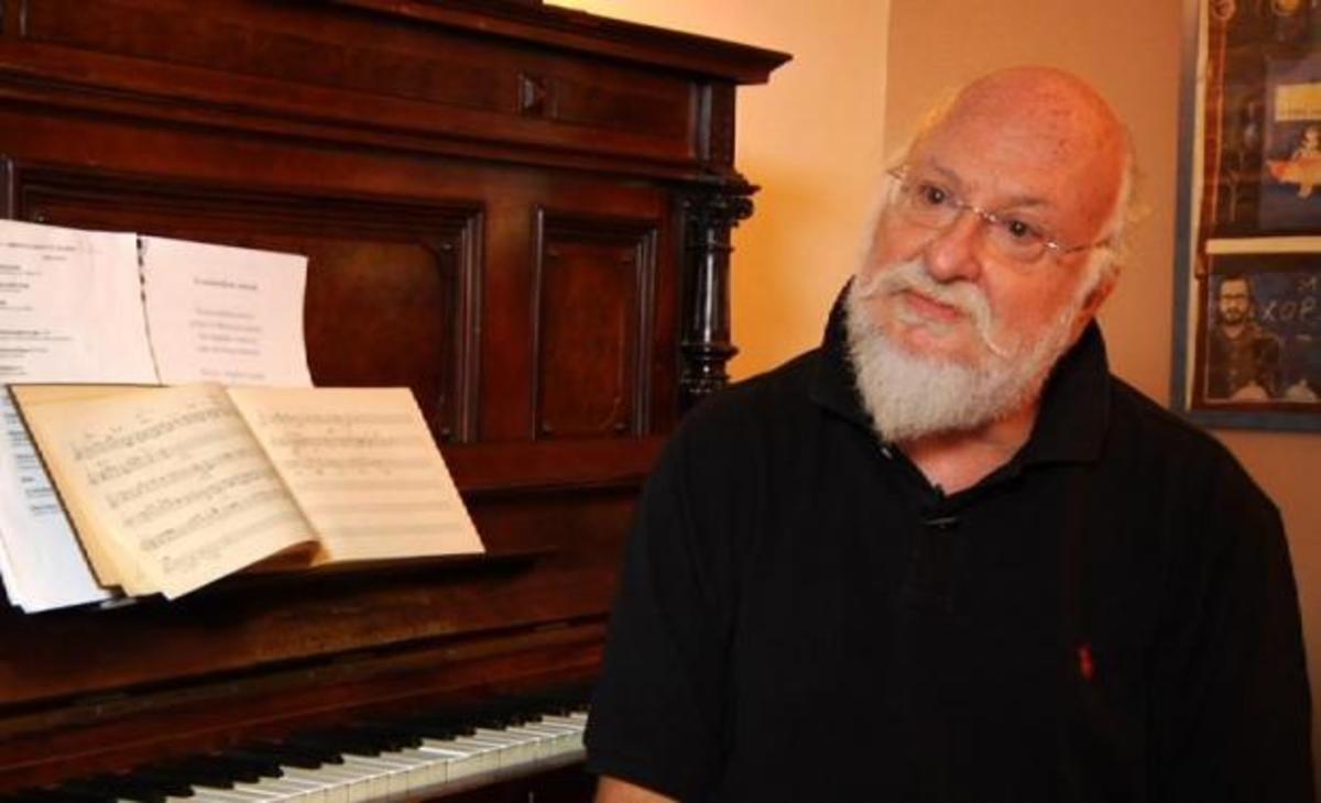 Διονύσης Σαββόπουλος: «Ένιωθα ολομόναχος και χαμένος, όλα τριγύρω μου…»