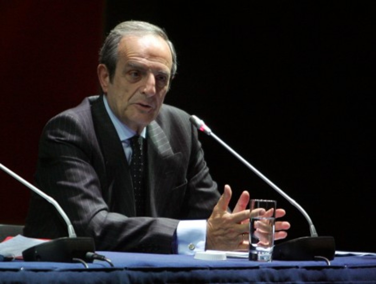 Παραιτήθηκε ο Ανδρέας Ζούλας