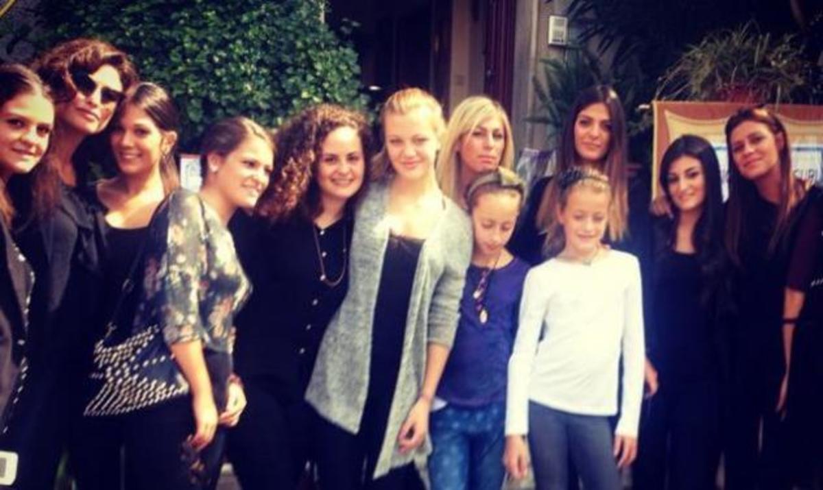 Δωροθέα Μερκούρη: Επέστρεψε στο χωριό της μετά τον θάνατο του πατέρα της