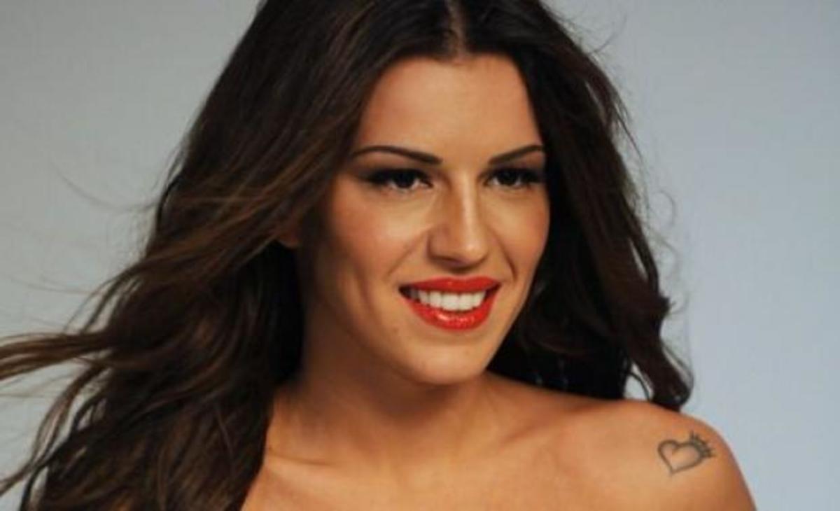 Η Χριστίνα Κολέτσα έγινε ξανθιά!