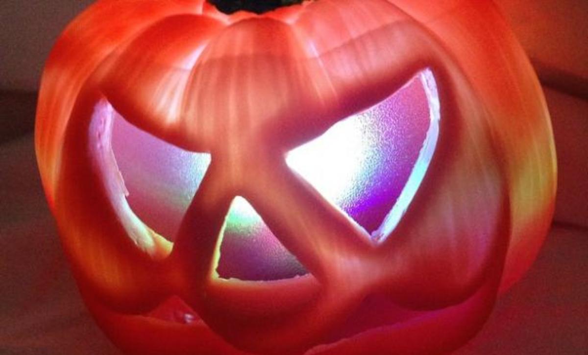 Ποια Ελληνίδα παρουσιάστρια γιορτάζει Halloween;