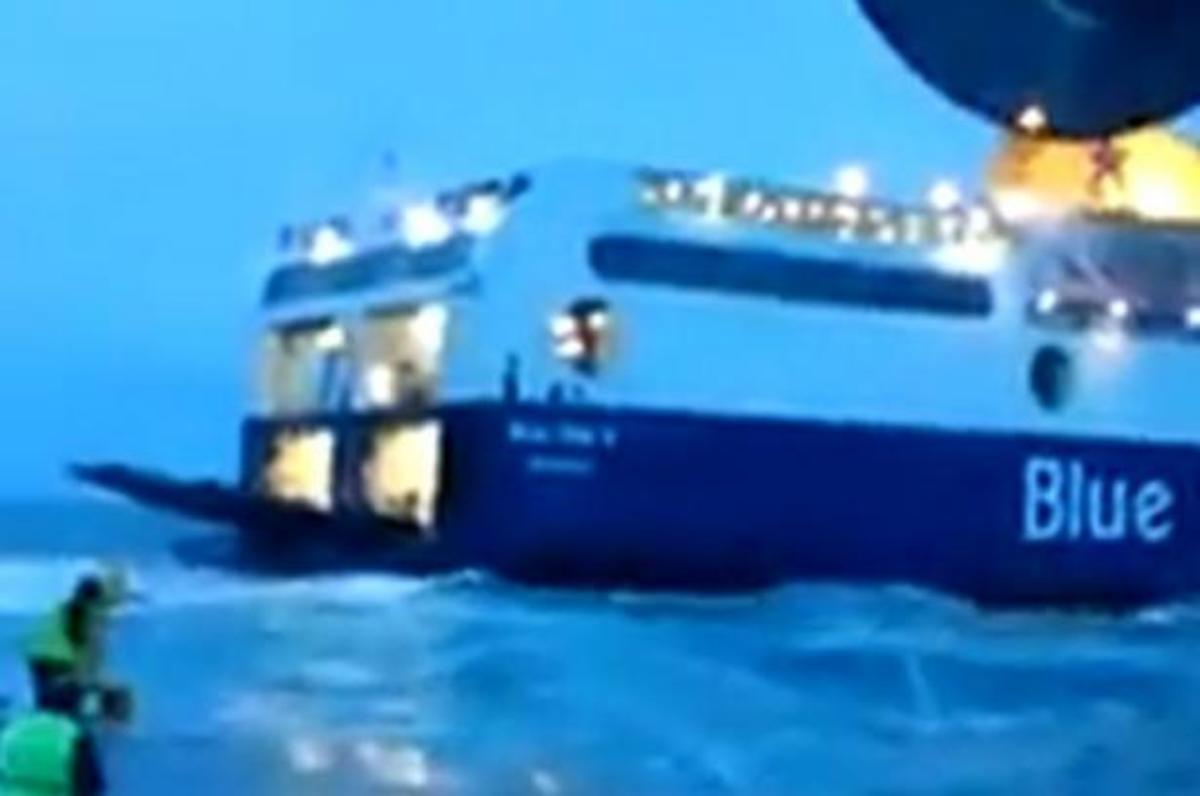 Εντυπωσιακό βίντεο: Το Blue Star 2 προσπαθεί να δέσει στην Κω