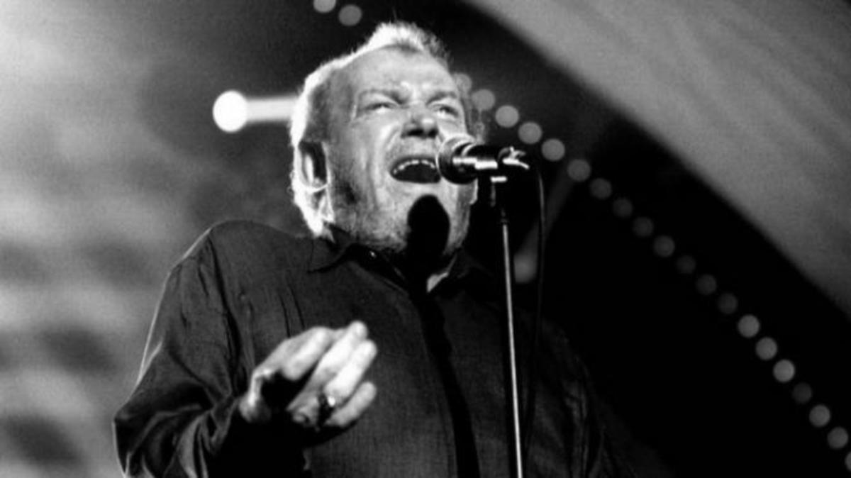 Έχασε τη μάχη με τον καρκίνο ο Τζο Κόκερ