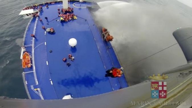 Απομακρύνθηκαν όλοι οι επιβάτες από το Norman Altantic