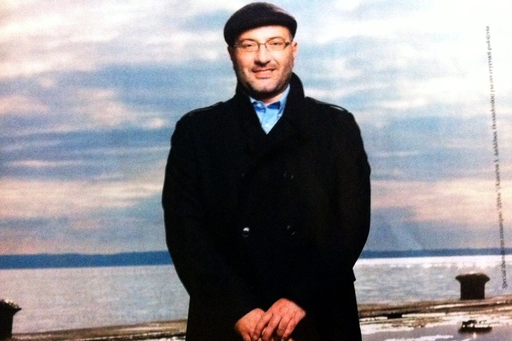 Θα συνεργαζόταν ο Σάκης Αρναούτογλου με τον αδελφό του;