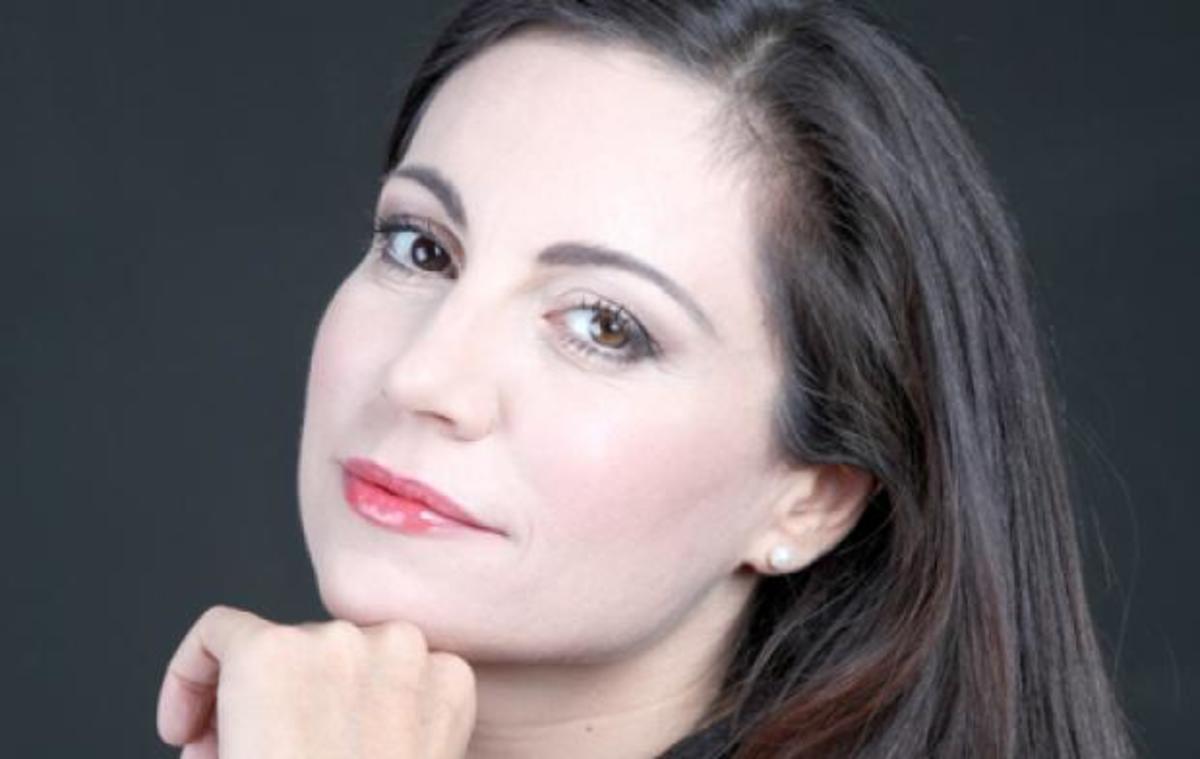 Επιστρέφει η Βίκυ Φλέσσα