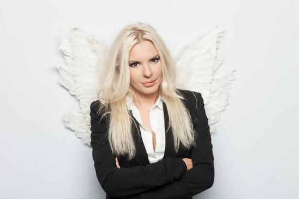 ΑΝΝΙΤΑgr: «Έφτασα στο σημείο να πιω οινόπνευμα γιατί δεν μου έδιναν αλκοόλ»