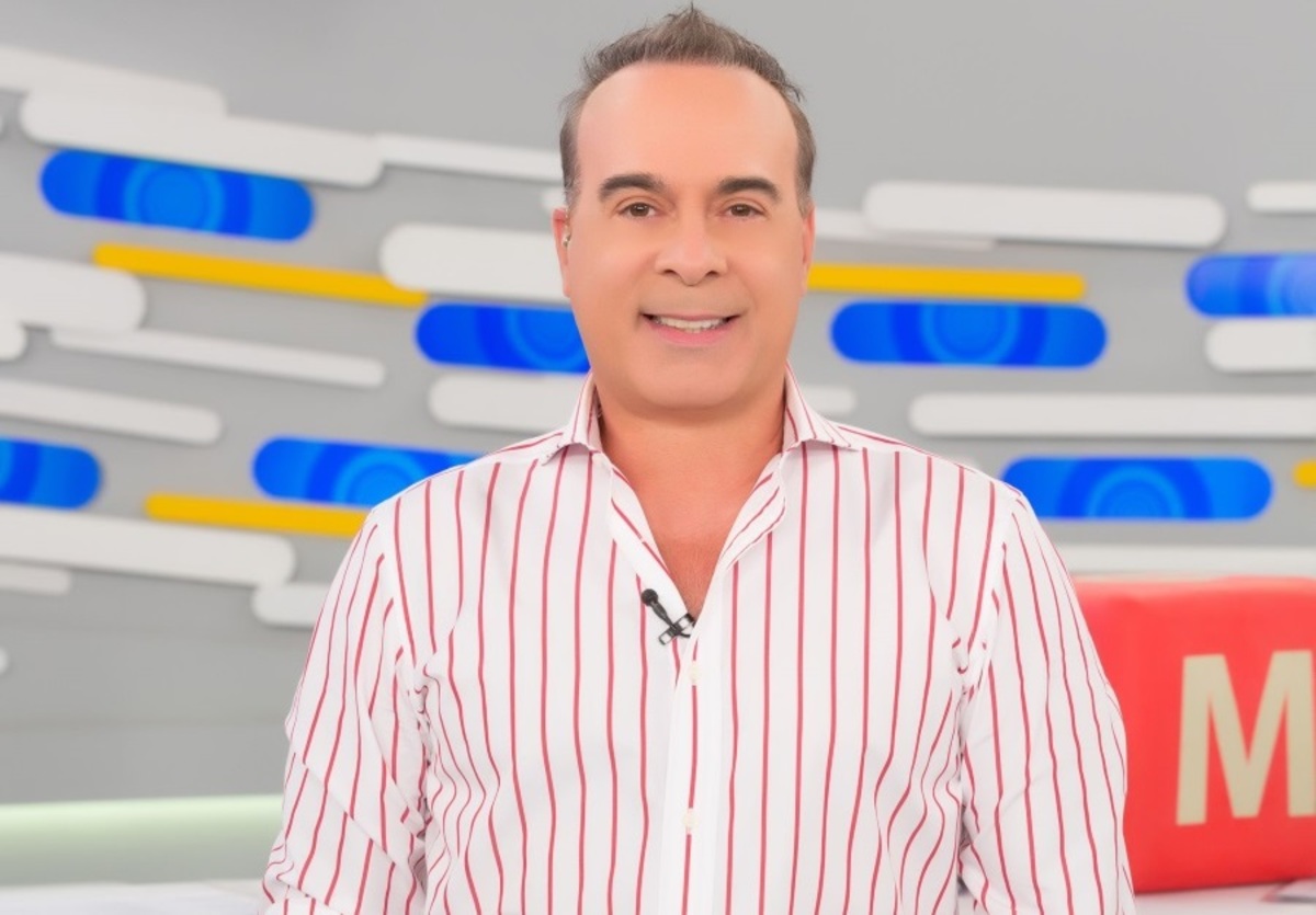 Η στολή του Φώτη «έκλεψε» την παράσταση!