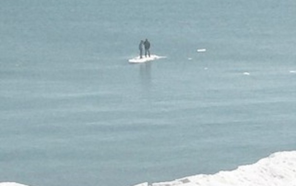 Έσπασε ο πάγος και τους πήρε στ’ ανοιχτά!