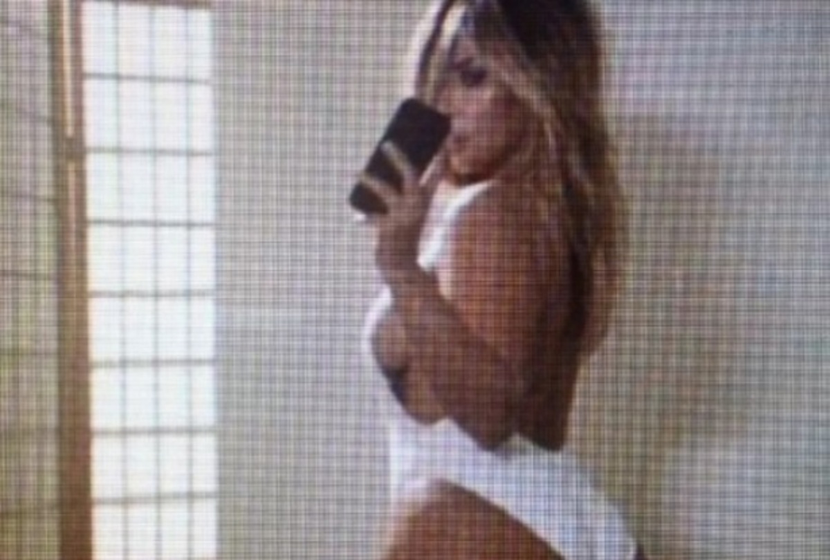 Θα …κλάψετε με την αναπαράσταση φωτογραφιών διασήμων!