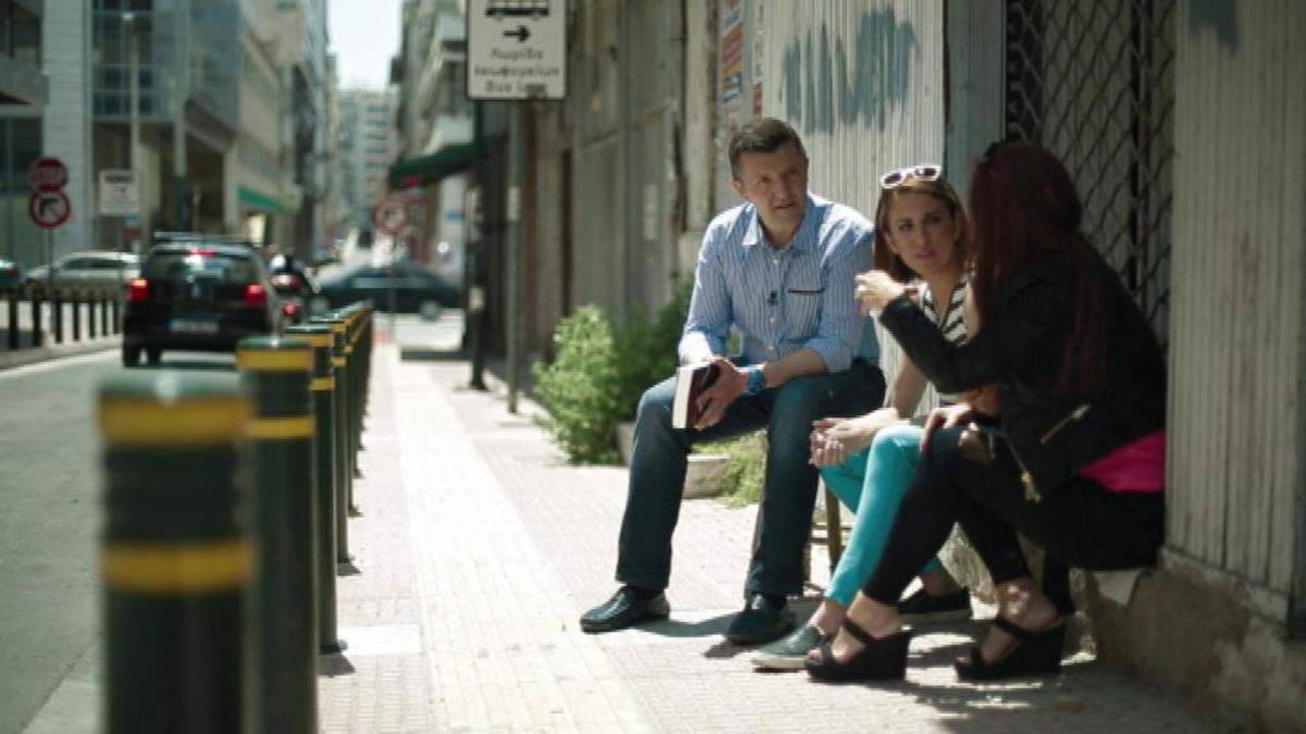 Στη γειτονιά μας: Πρεμιέρα σήμερα στον Alpha