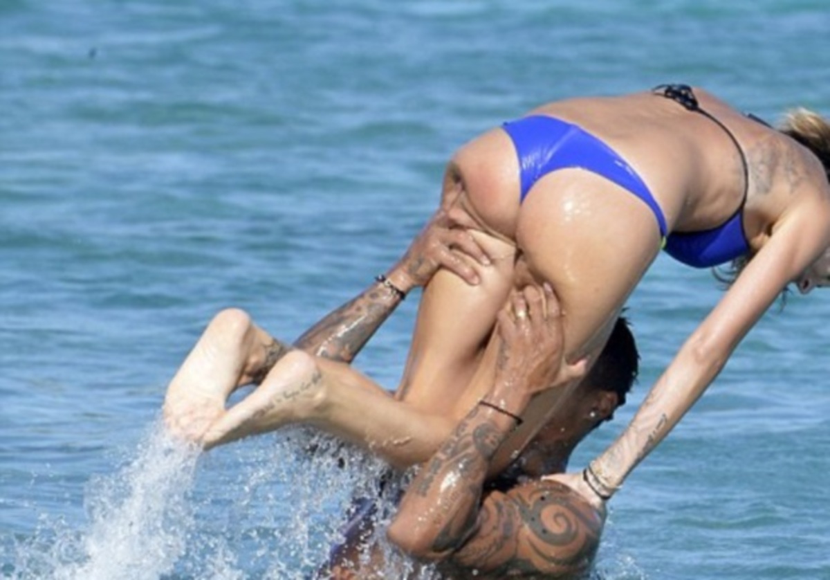 Οι καυτές βουτιές του Kevin-Prince Boateng και της γυναίκας του!