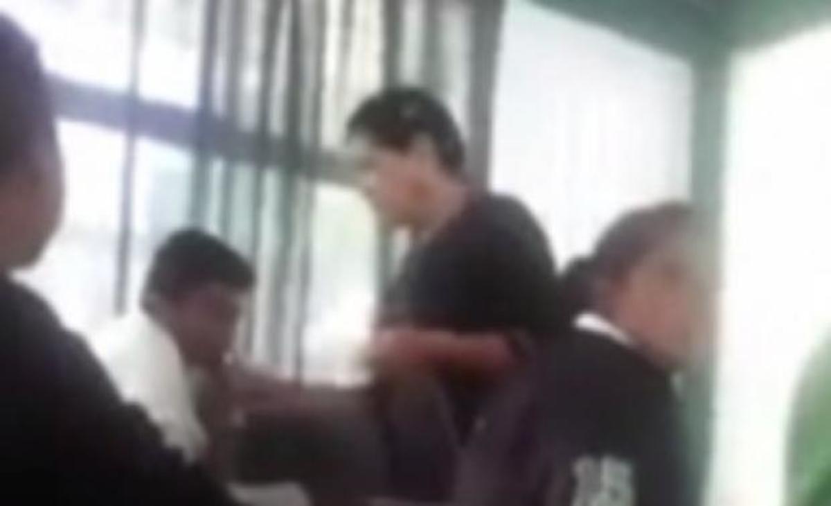 Καθηγήτρια δίδασκε σε μαθητές πως να πίνουν τεκίλα!