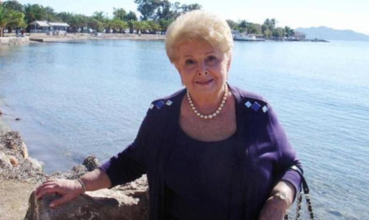 Πένθος για τη Βέφα Αλεξιάδου – Πέθανε η αδερφή της